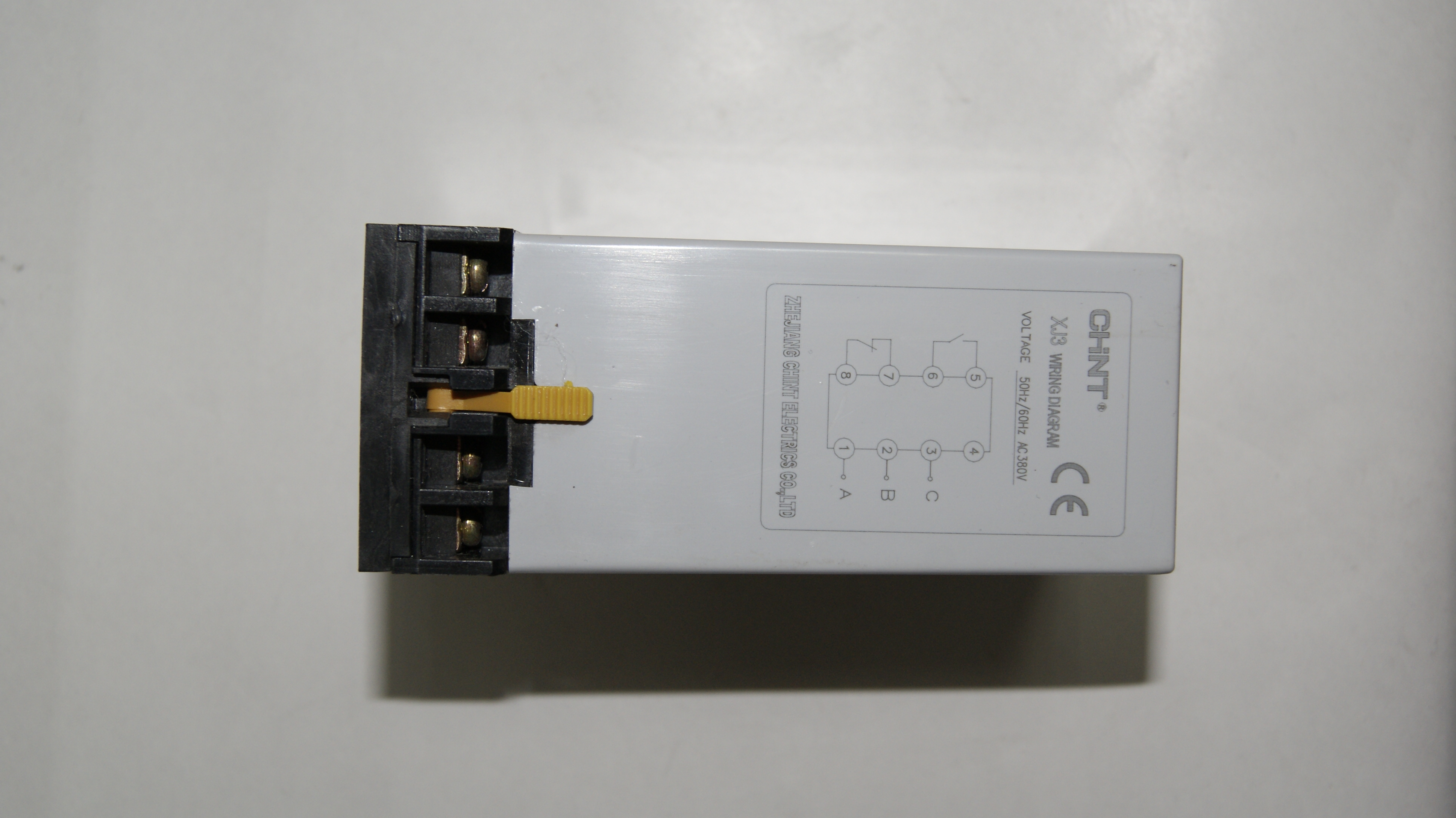 Реле напряжения  XJ3-G / 3-ф,фикс.85% /